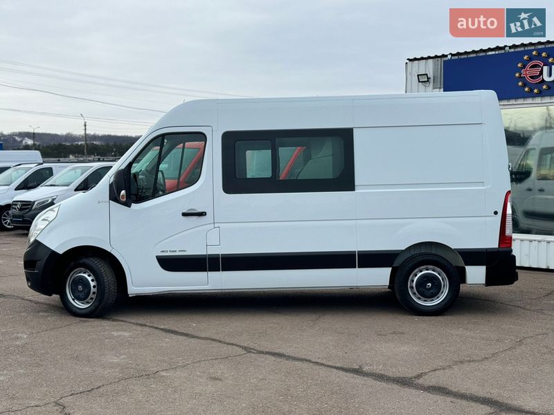 Вантажопасажирський фургон Renault Master 2017 в Києві