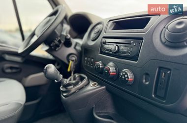 Грузопассажирский фургон Renault Master 2017 в Киеве