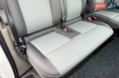 Грузопассажирский фургон Renault Master 2017 в Киеве