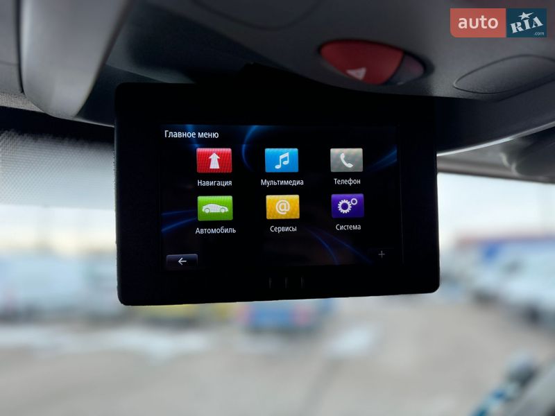 Вантажопасажирський фургон Renault Master 2017 в Києві