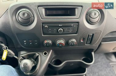 Грузопассажирский фургон Renault Master 2017 в Киеве