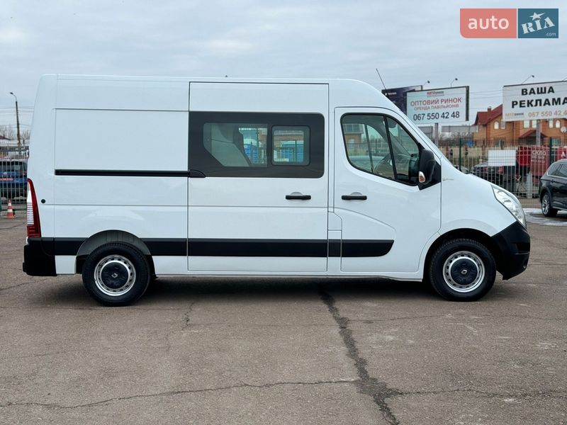Вантажопасажирський фургон Renault Master 2017 в Києві