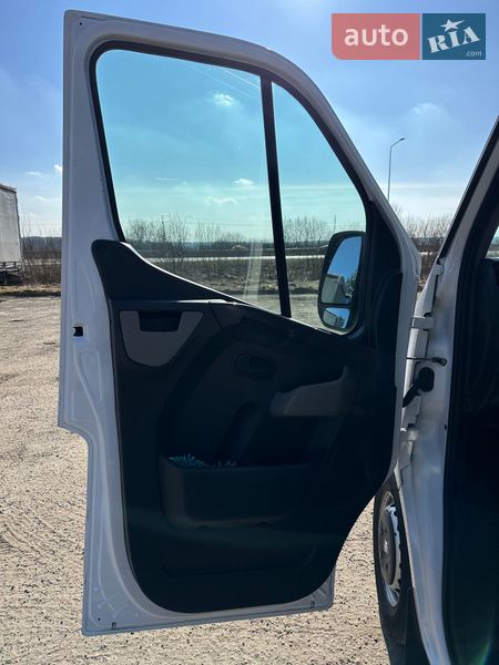 Грузовой фургон Renault Master 2018 в Львове
