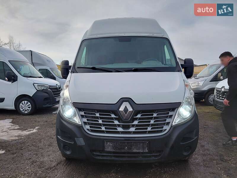 Грузовой фургон Renault Master 2016 в Ивано-Франковске