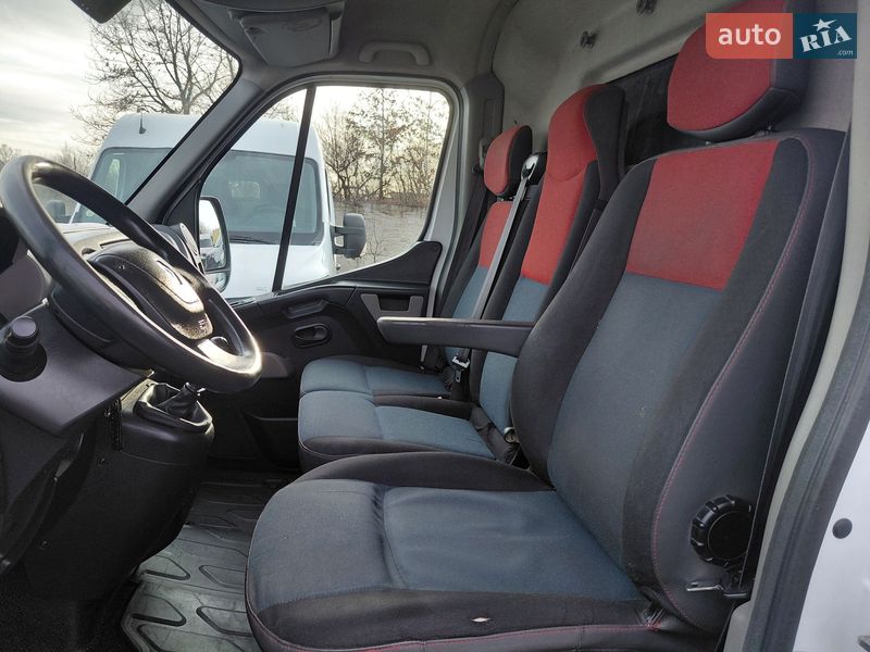 Грузовой фургон Renault Master 2016 в Ивано-Франковске