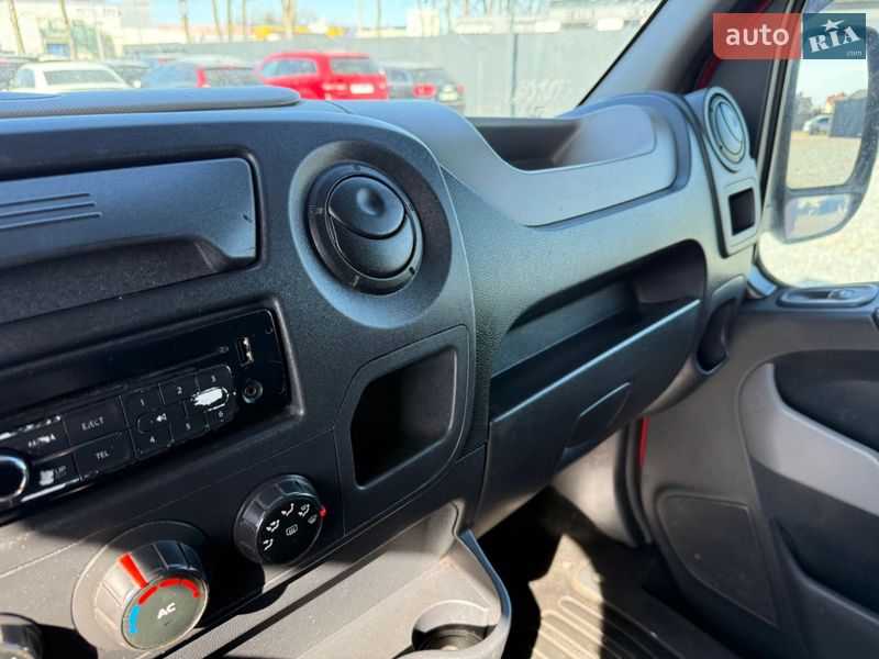 Тентованый Renault Master 2013 в Стрые