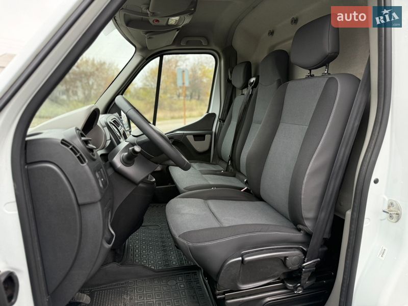 Грузовой фургон Renault Master 2017 в Днепре