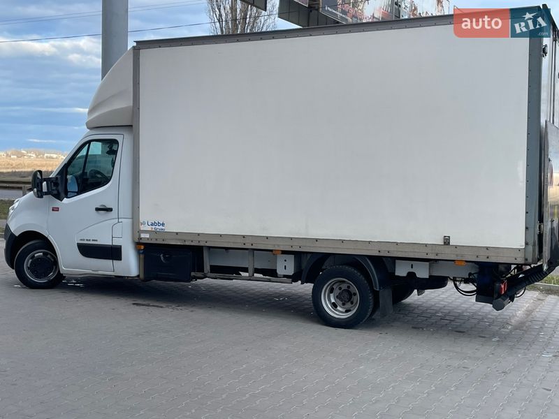 Вантажний фургон Renault Master 2016 в Одесі