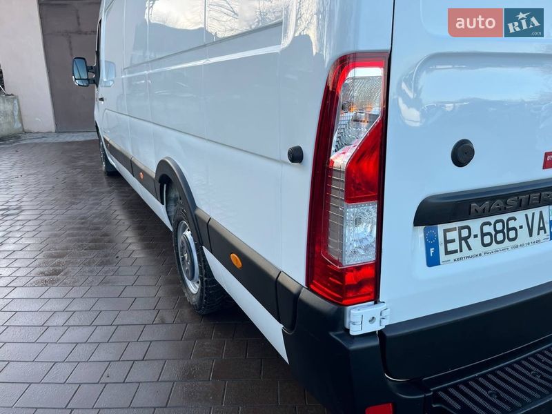Грузовой фургон Renault Master 2017 в Дубно