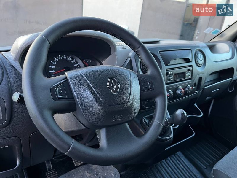 Грузовой фургон Renault Master 2017 в Дубно