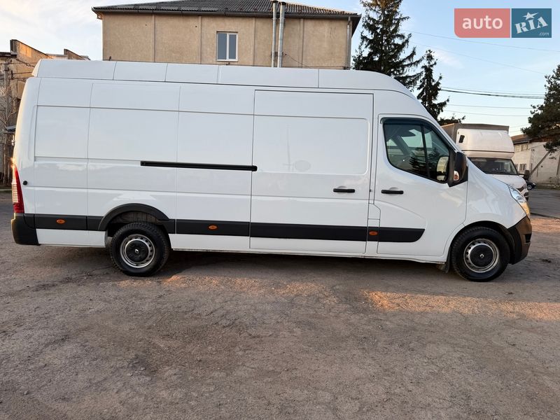 Грузовой фургон Renault Master 2017 в Мукачево