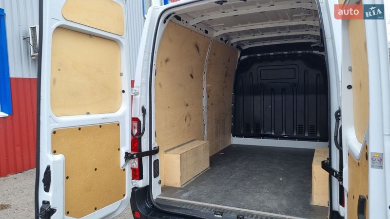 Грузовой фургон Renault Master 2019 в Черкассах