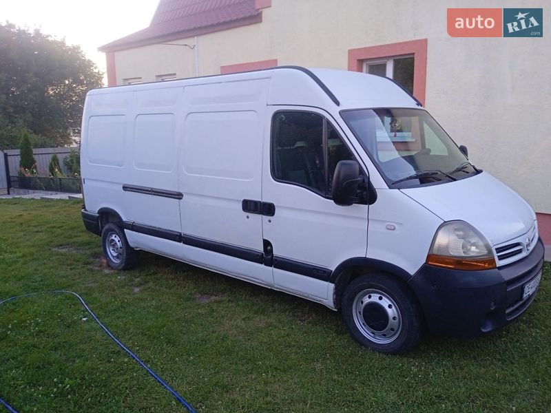 Вантажний фургон Renault Master 2006 в Летичіві