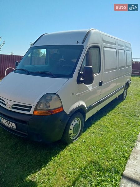 Вантажний фургон Renault Master 2006 в Летичіві