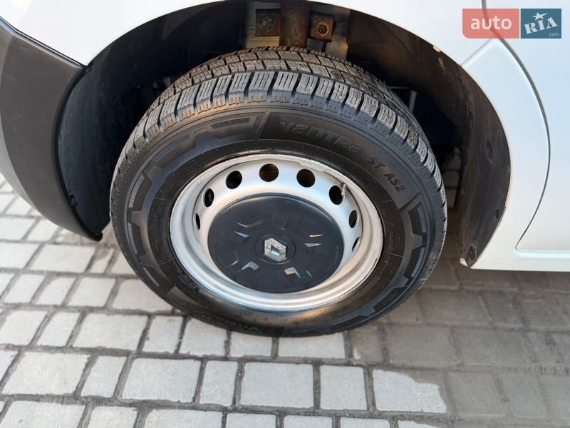 Грузовой фургон Renault Master 2019 в Дубно