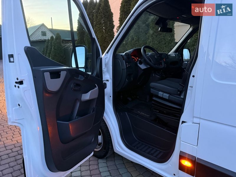 Вантажний фургон Renault Master 2018 в Ковелі