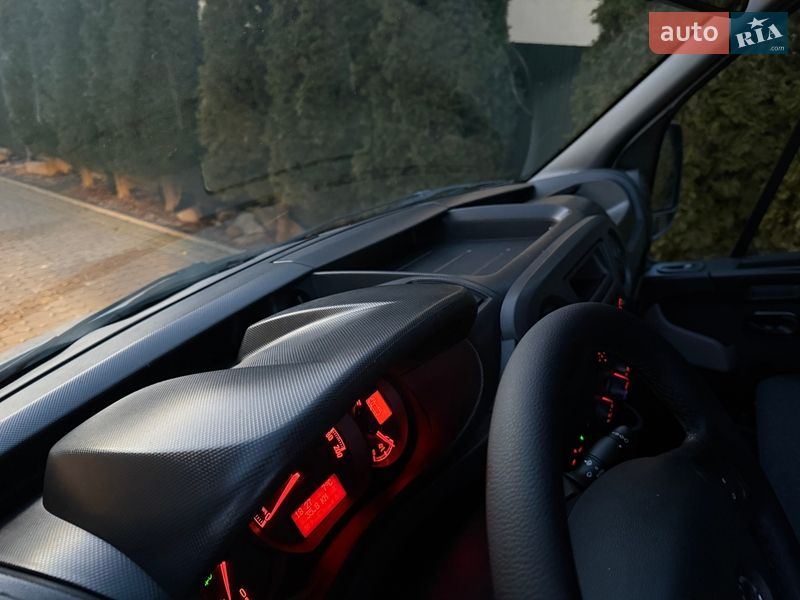 Вантажний фургон Renault Master 2018 в Ковелі