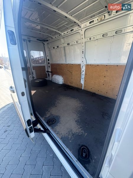 Вантажний фургон Renault Master 2019 в Ірпені