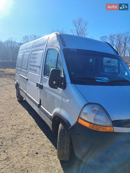 Грузовой фургон Renault Master 2008 в Косове