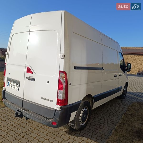 Грузовой фургон Renault Master 2018 в Почаеве