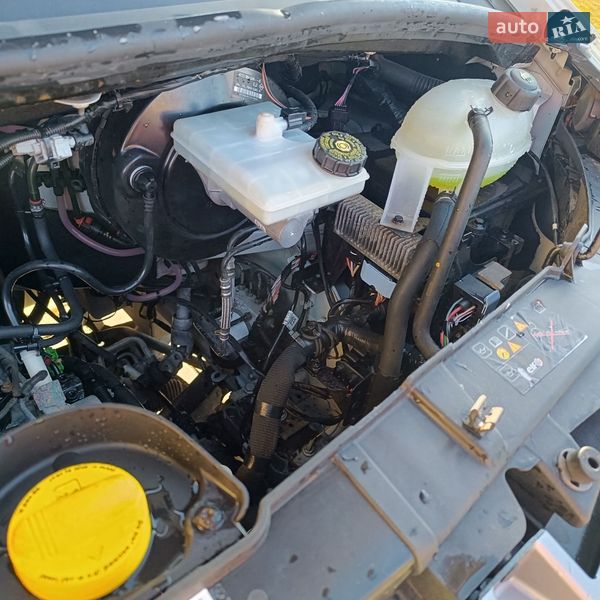 Грузовой фургон Renault Master 2018 в Почаеве