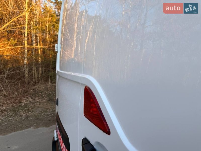 Грузовой фургон Renault Master 2021 в Киеве