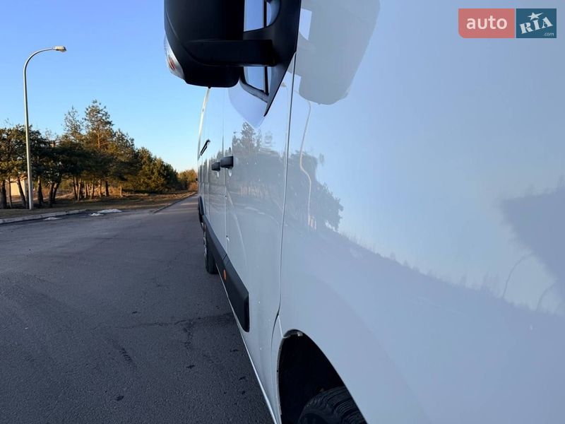 Грузовой фургон Renault Master 2021 в Киеве