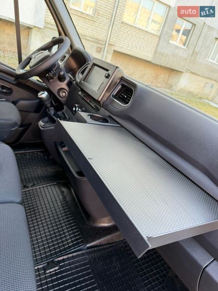 Грузовой фургон Renault Master 2021 в Дубно
