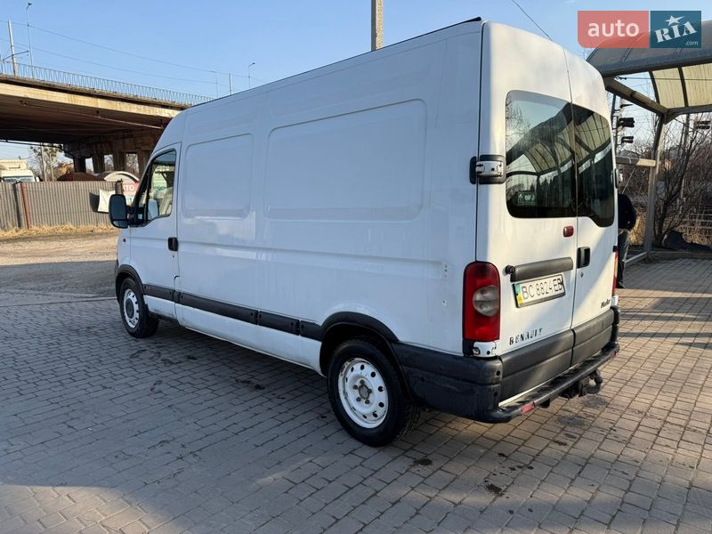 Вантажний фургон Renault Master 2005 в Львові