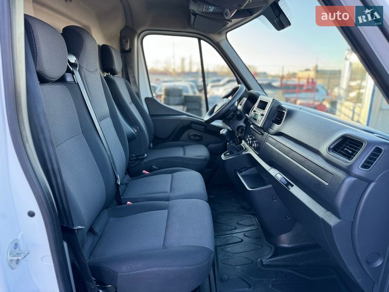Грузовой фургон Renault Master 2021 в Киеве