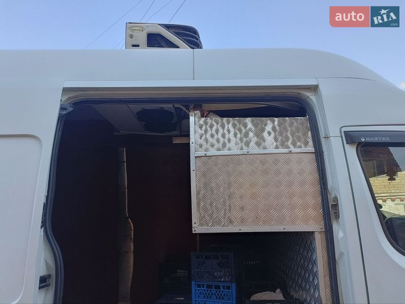 Грузовой фургон Renault Master 2015 в Сумах