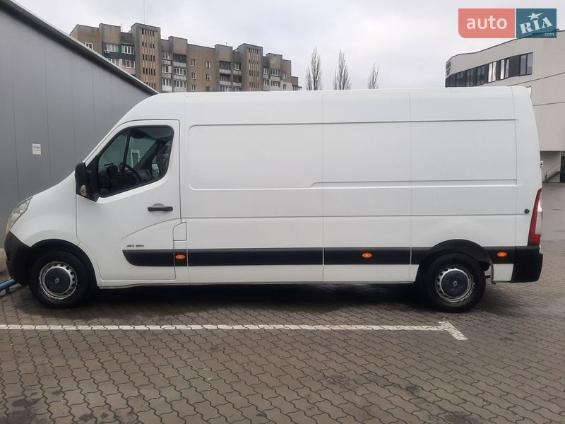 Грузовой фургон Renault Master 2013 в Луцке