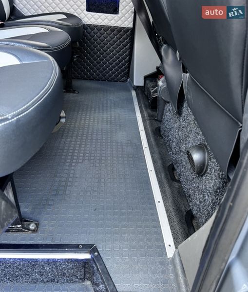 Мікроавтобус Renault Master 2020 в Долині