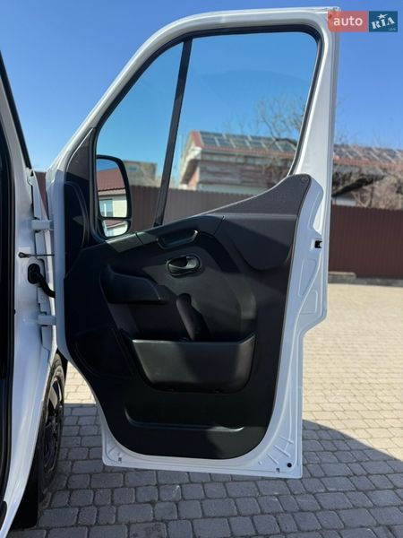 Грузовой фургон Renault Master 2021 в Киеве