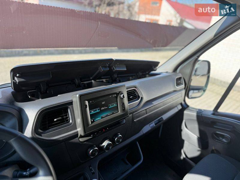Грузовой фургон Renault Master 2021 в Киеве