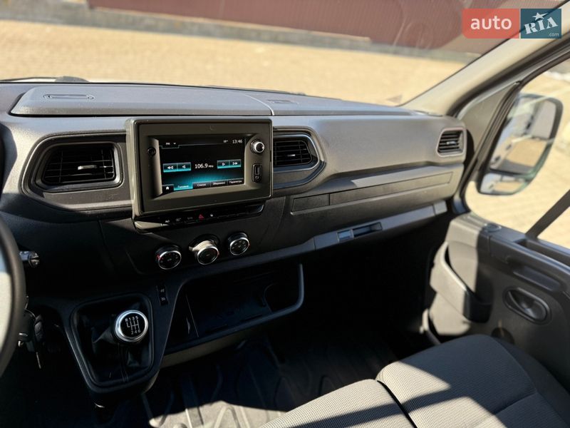 Грузовой фургон Renault Master 2021 в Киеве