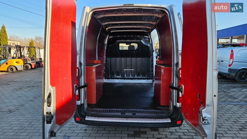 Грузовой фургон Renault Master 2021 в Радомышле