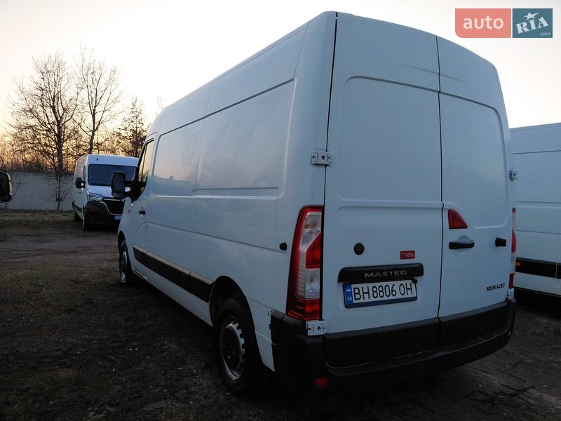 Грузовой фургон Renault Master 2016 в Ивано-Франковске