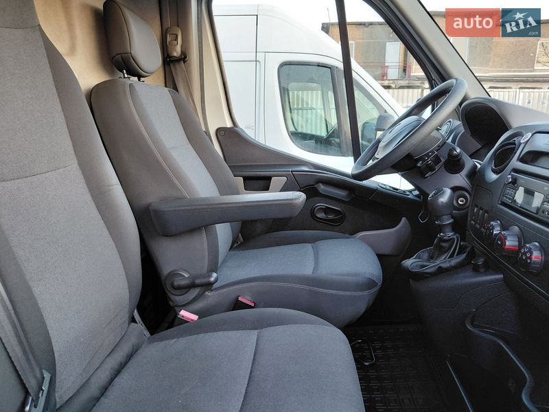 Грузовой фургон Renault Master 2016 в Ивано-Франковске