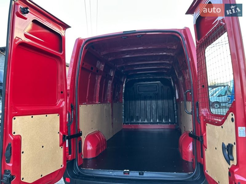 Вантажний фургон Renault Master 2024 в Хусті