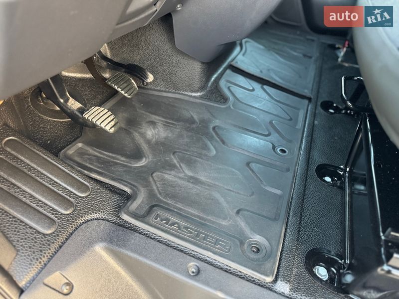 Грузовой фургон Renault Master 2019 в Дубно