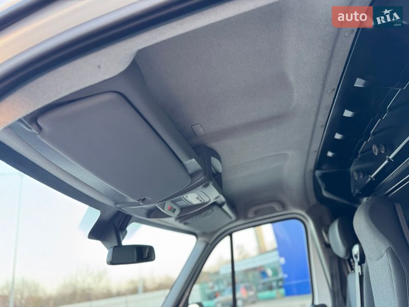 Грузовой фургон Renault Master 2019 в Дубно