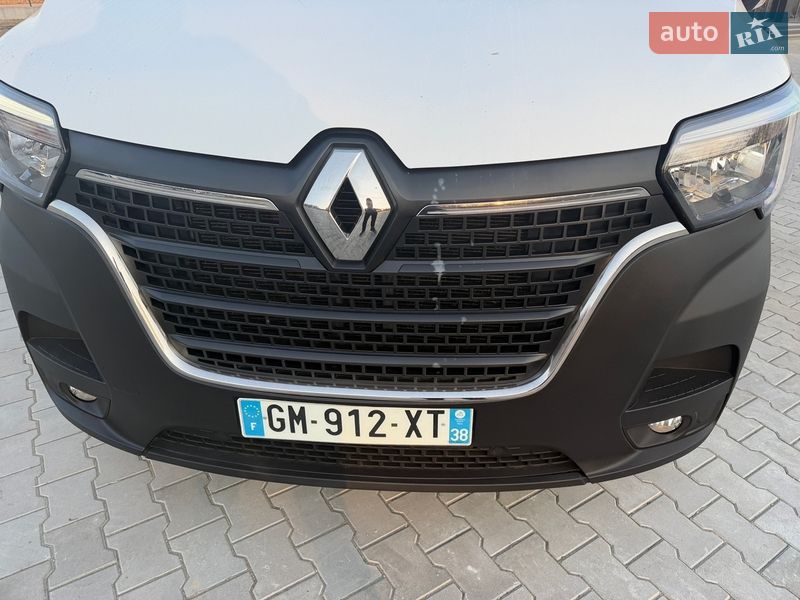 Вантажний фургон Renault Master 2023 в Дубні