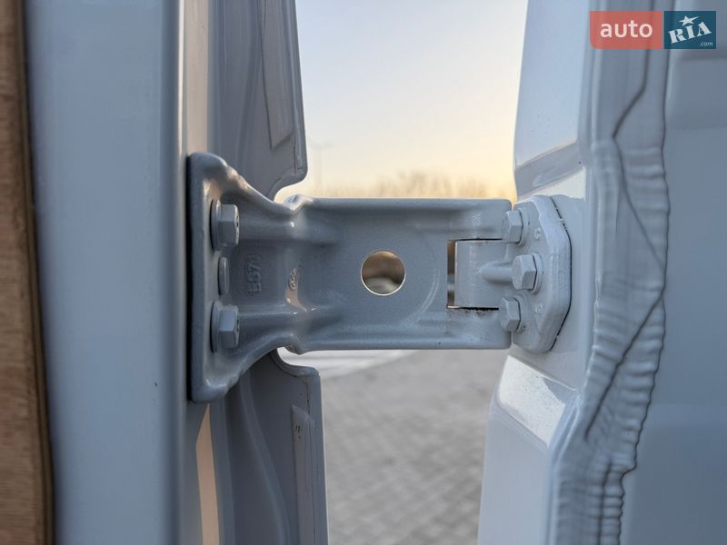 Вантажний фургон Renault Master 2023 в Дубні