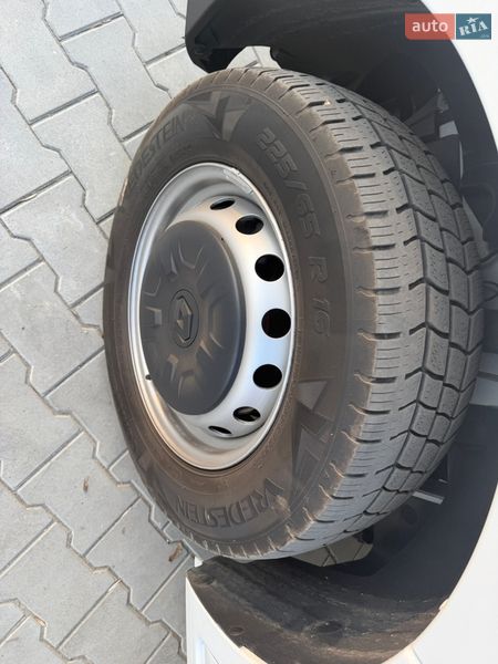 Вантажний фургон Renault Master 2023 в Дубні