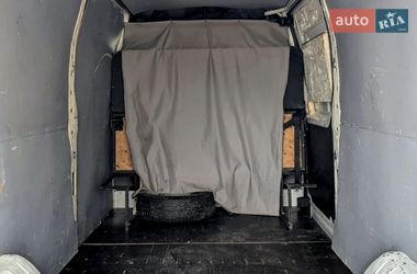Грузовой фургон Renault Master 2010 в Стрые