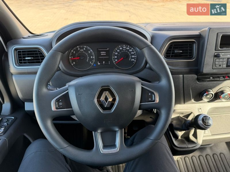 Грузовой фургон Renault Master 2021 в Луцке