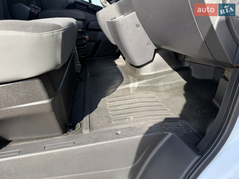 Грузовой фургон Renault Master 2021 в Луцке