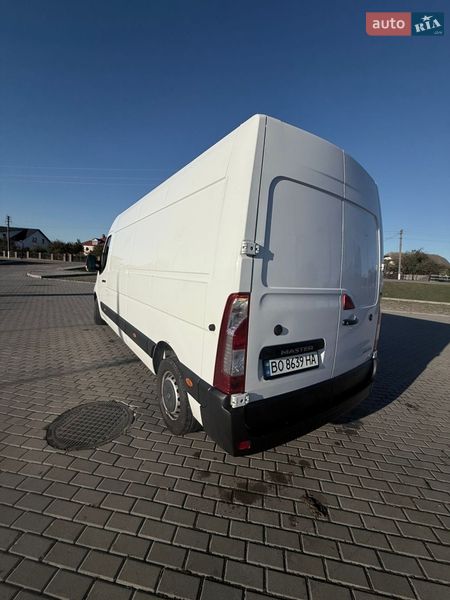 Грузовой фургон Renault Master 2018 в Бучаче