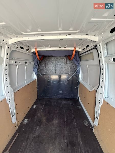 Грузовой фургон Renault Master 2018 в Бучаче